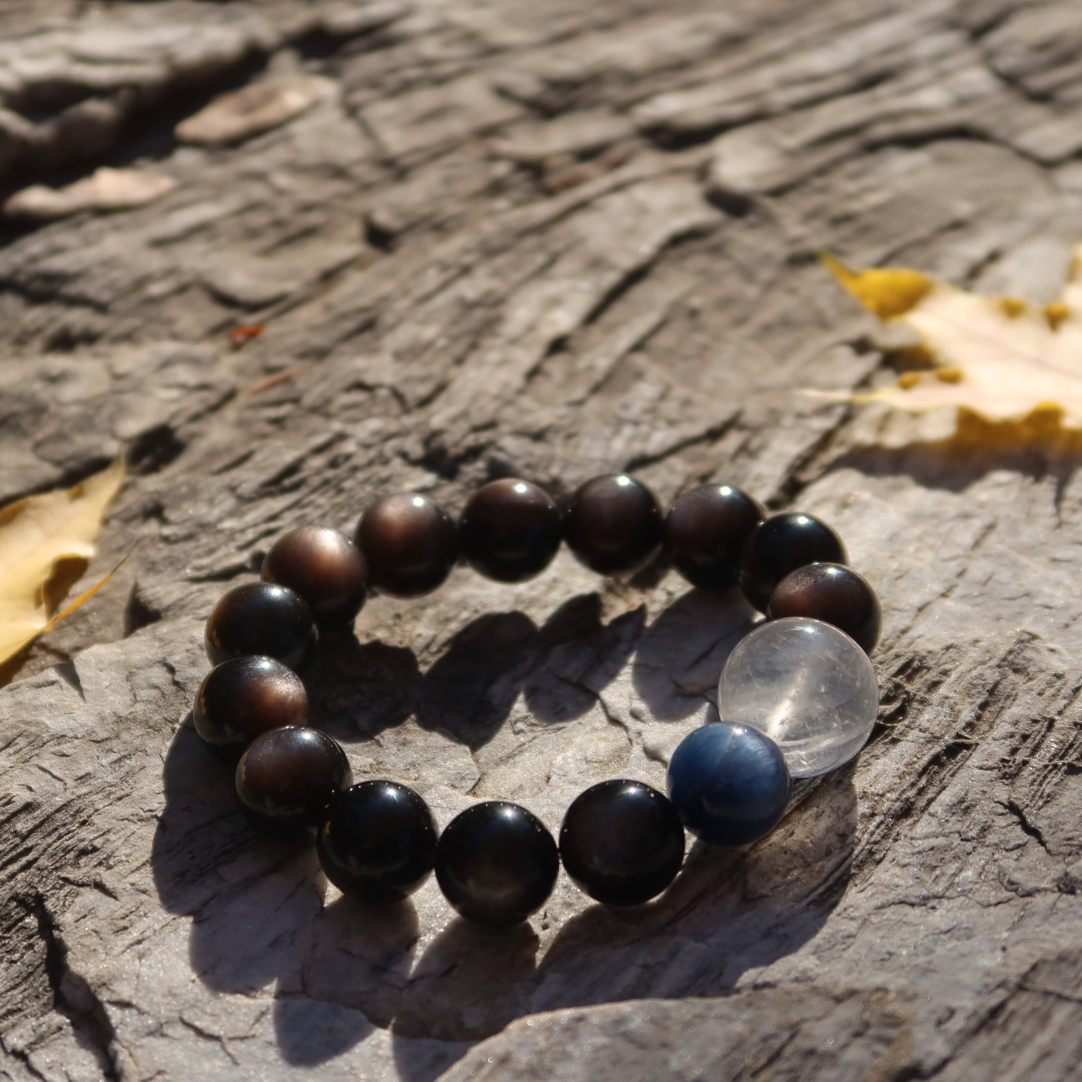 Night Voyage（ナイト・ヴォヤージュ）｜銀曜石 × ミルキークォーツ × ブルーカイヤナイト