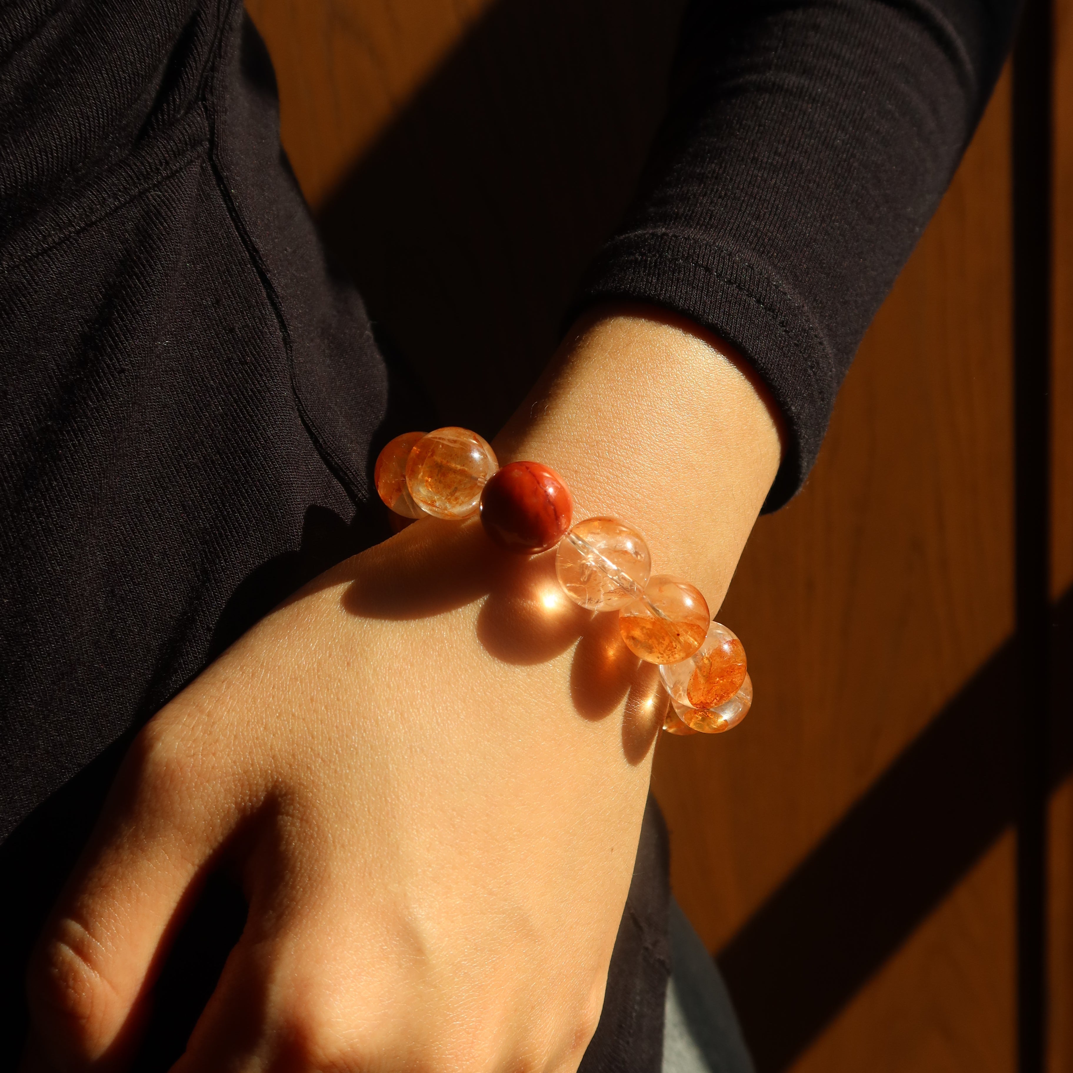 Flame Whisper（フレイム・ウィスパー）｜オレンジルチル × 南紅