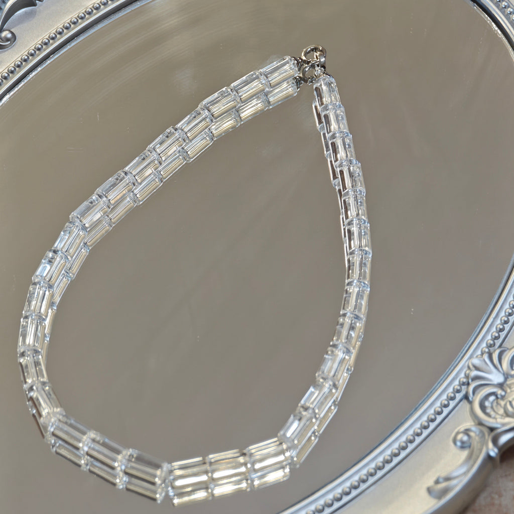 Linea Necklace